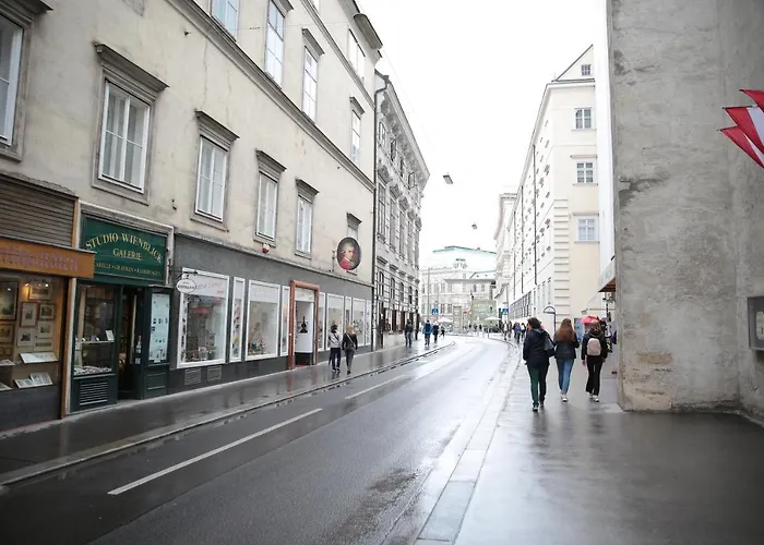 Heart Of Vienna- Next To Albertina
